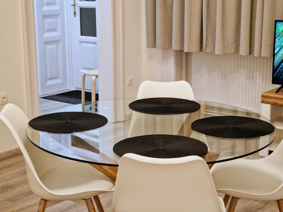 Apartman D52 - New In Downtown *